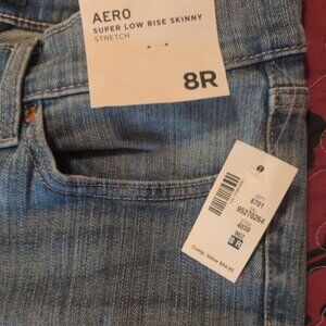 AEROPOSTALE SUPER LOW RISE SKINNY JEANS SIZE 8 WOMEN LIGHT WASH